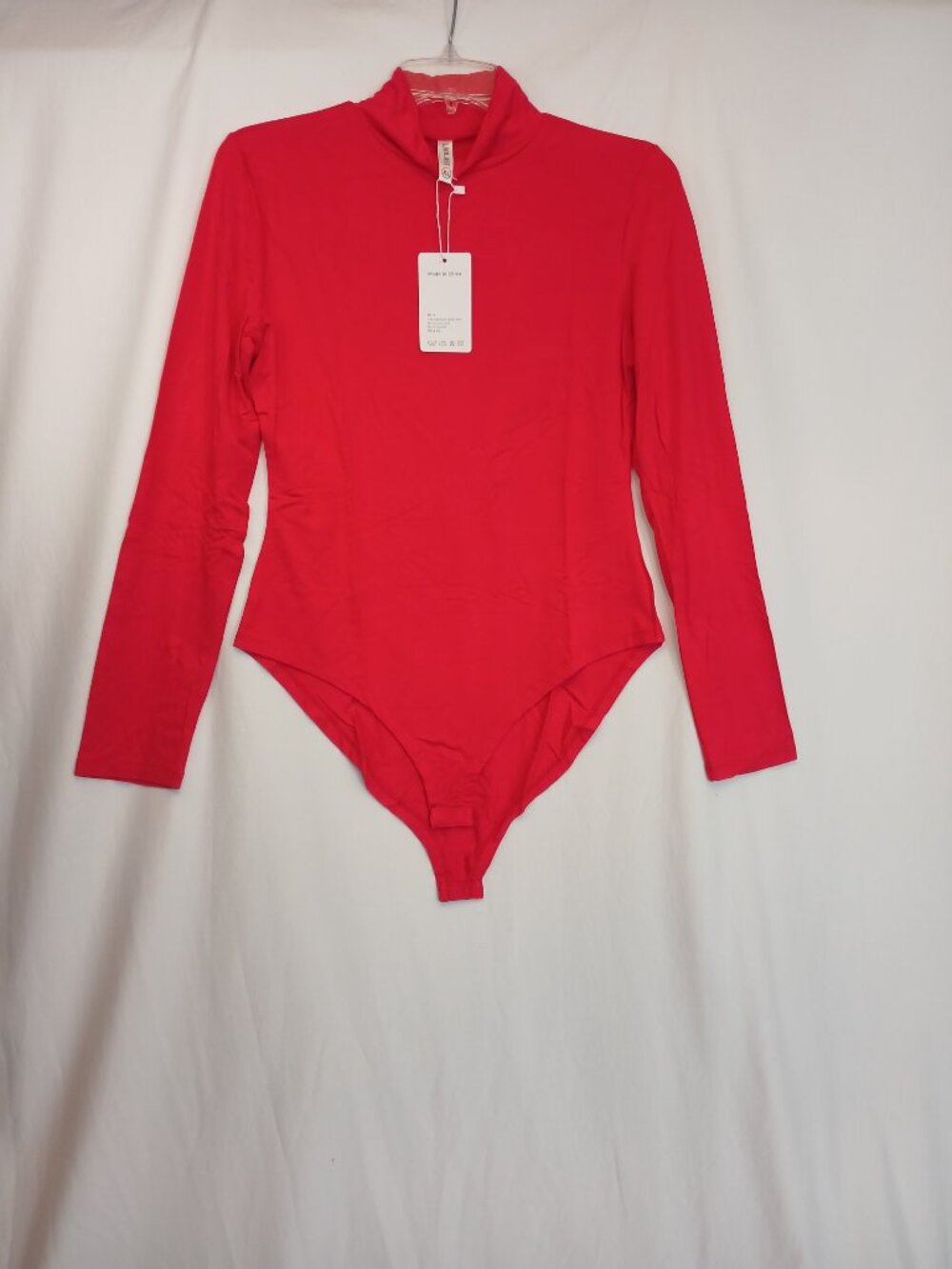 Silky Red Long Sleeve Snap Crotch Turtleneck Mockneck Bodysuit XL New!